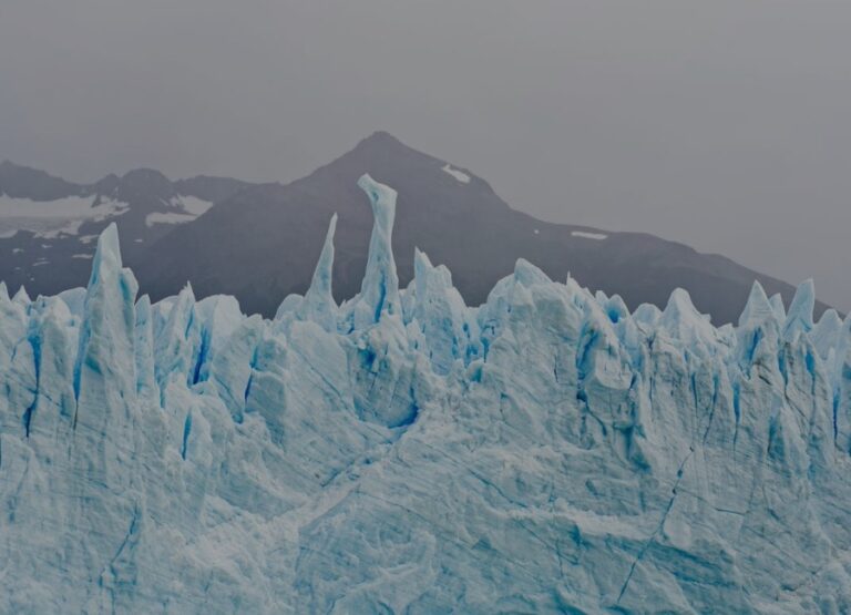 Modificación de la Ley de Glaciares: por qué el proyecto del gobierno pone en riesgo el agua del país